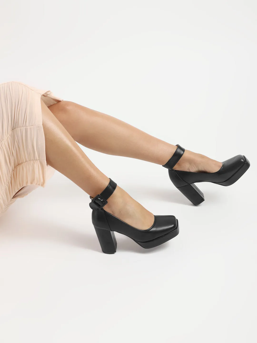 Black PU Stylish Block Heel Pumps (TC-RS3604-BLK)