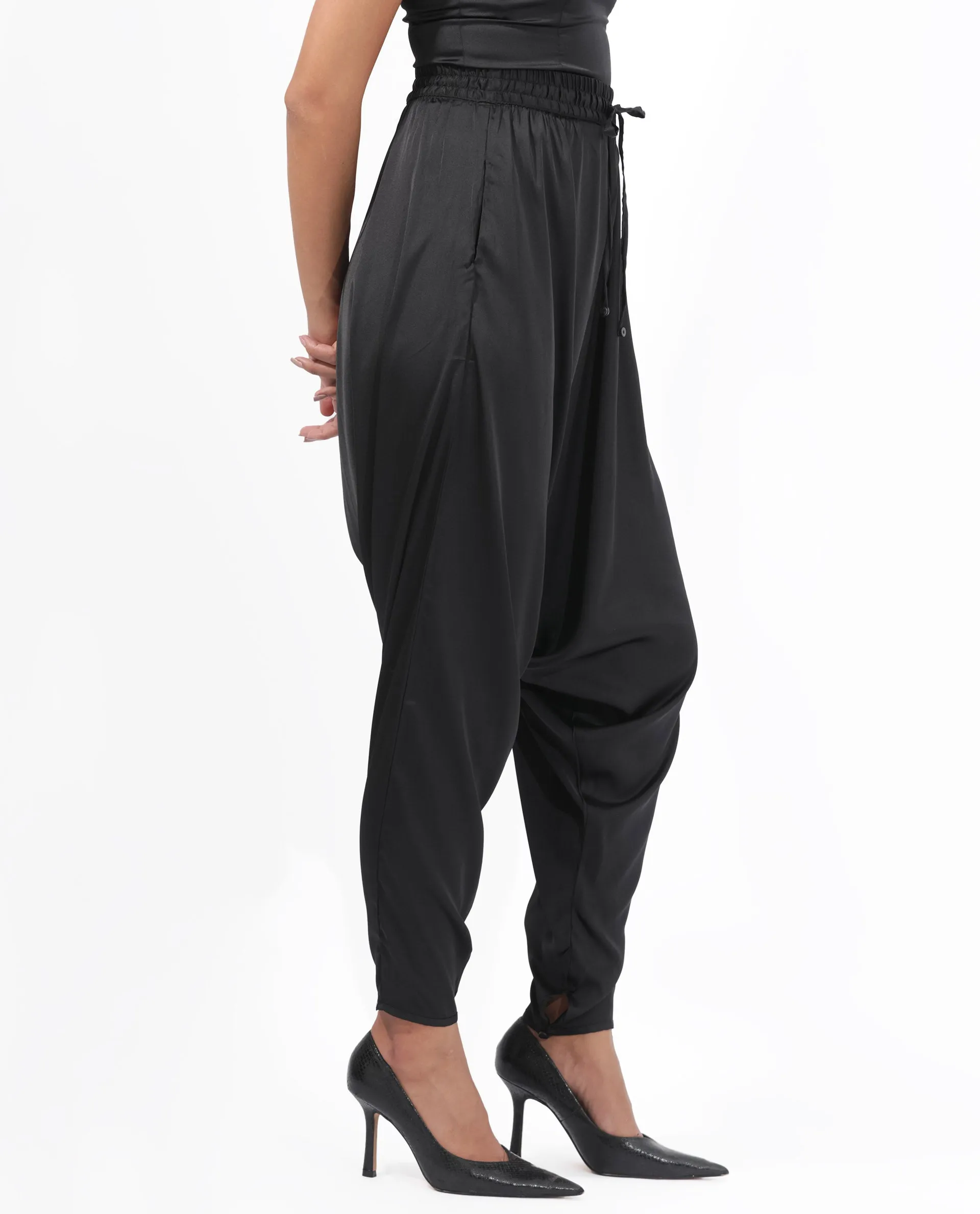 Rareism Women Kamel Black Polyester Fabric Relaxed Fit Plain Ankle Length Trousers